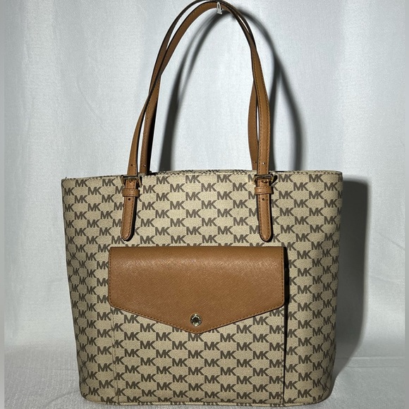 Micheal Kors Tote Tan 14 1/2 x 5 x 11 - Picture 1 of 15